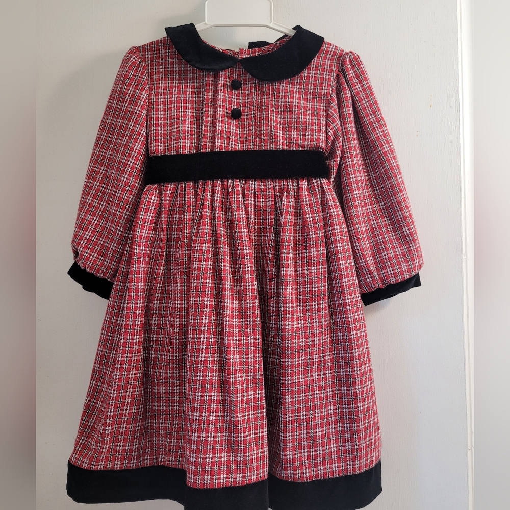 Petit Ami Red and Black Casual Dress with Fitted Waist